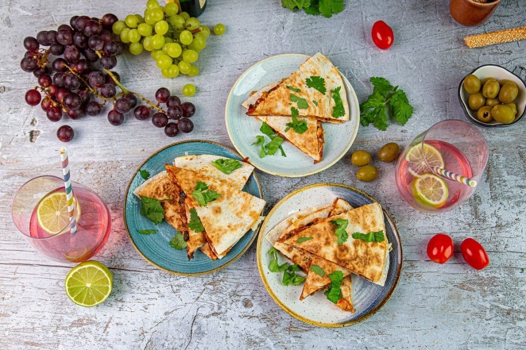 Sylwestrowe przekąski, które zrobisz w mniej niż 25 minut